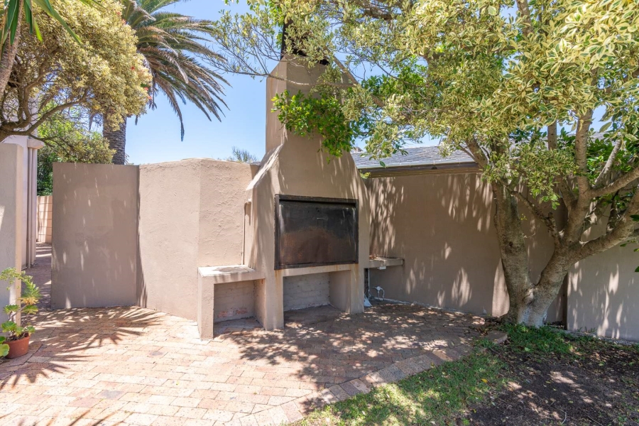 4 Bedroom Property for Sale in Milnerton Western Cape